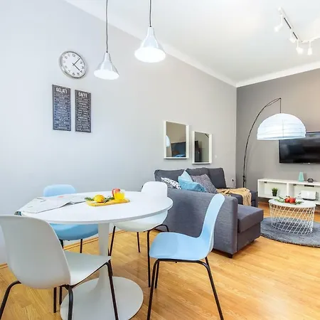Apartment Dolac In Center Of Town Rijeka
