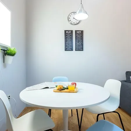 Apartment Dolac In Center Of Town Rijeka